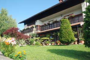 Hrašče 102 (2)